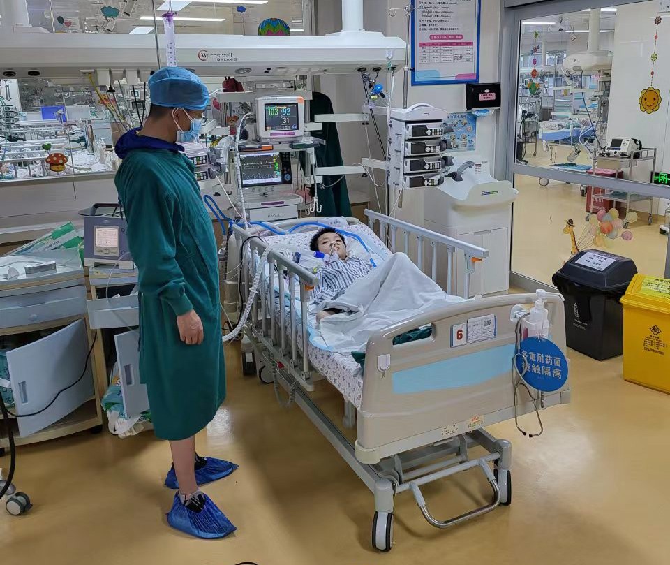 花都区跨省救护车出租公司